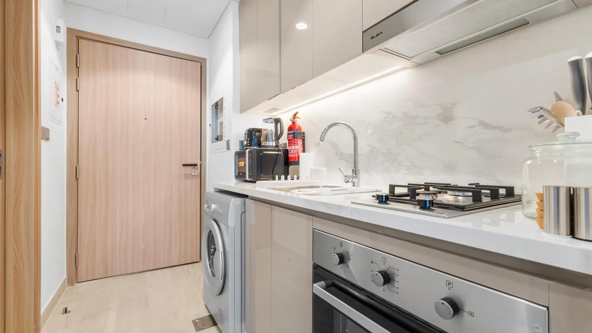 Apartment Golden Dunes Studio In Dubai United Arab Emirates